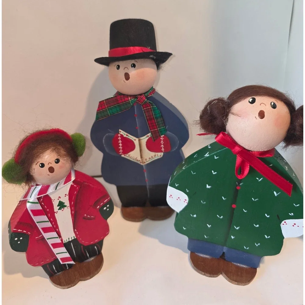 Vintage Wooden Christmas Carolers Set Hand Painted Folk Art Holiday Decor 3pc